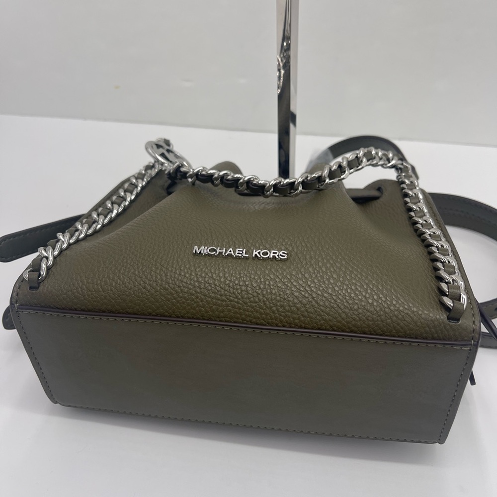 MICHAEL KORS Mina Small Chain Convertible Crossbody XBody Bag
Olive Belted Chain - Picture 4 of 16